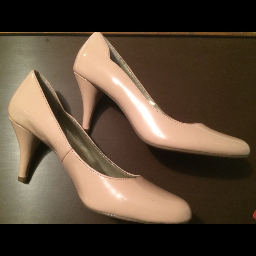 Dress shoes - heels